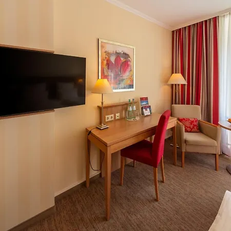 Parkhotel Hohenfeld מלון