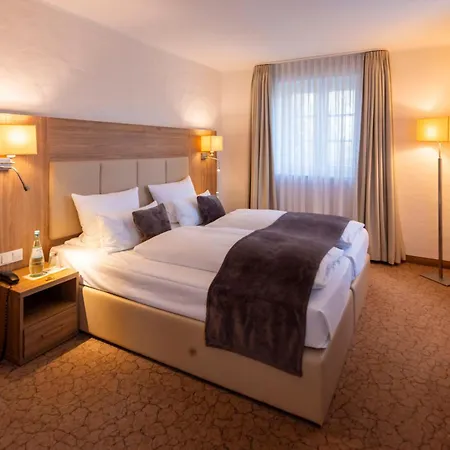 Parkhotel Hohenfeld Hotell