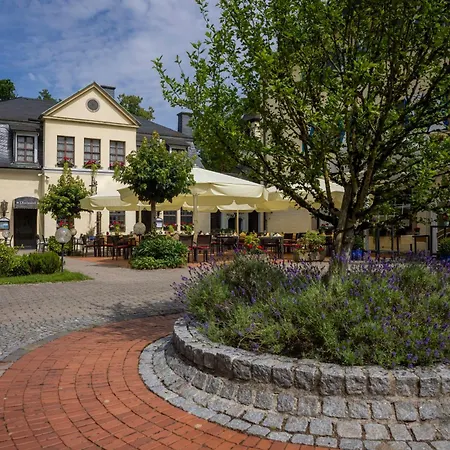 מלון Parkhotel Hohenfeld
