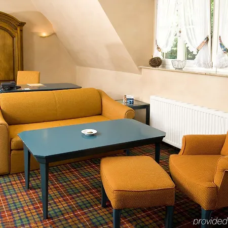 Parkhotel Hohenfeld מלון