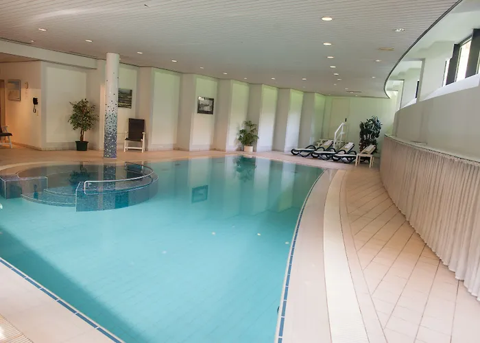 Parkhotel Hohenfeld Szálloda 4*